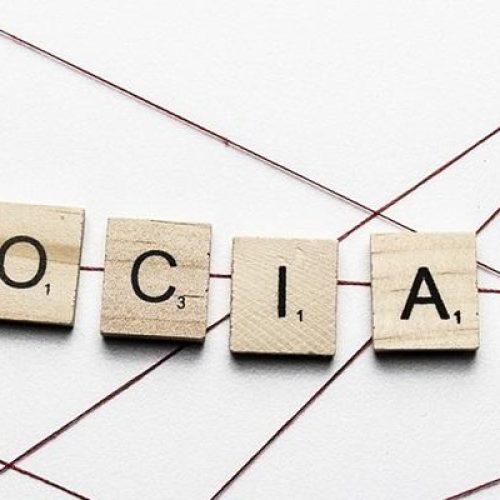 Kit Digital y redes sociales profesionales. Atrae más clientes con Linkedin